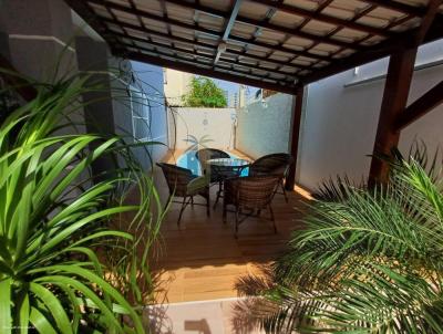 Casa em Condom�nio para Venda, em Lauro de Freitas, bairro Miragem, 4 dormit�rios, 3 banheiros, 1 su�te, 2 vagas
